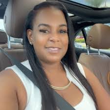 Keisha Moss's Instagram, Twitter & Facebook