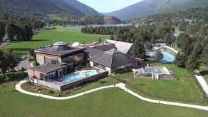 Consultez les lotos et bingos pour les 30 prochains jours en cliquant sur le nom de la manifestation. L Eau Thermale Des Hautes Pyrenees L Element Du Plaisir Ladepeche Fr