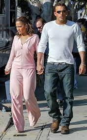 Ben affleck jennifer lopez 2002. Why Jennifer Lopez And Ben Affleck Dating In 2002 Was Such A Huge Deal E Online