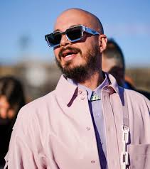 No tengan miedo a aceptarla y buscar ayuda profesional. J Balvin Se Sincera Sobre Su Novia Actualidad Los40