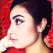 Leidy Correa's Instagram, Twitter & Facebook