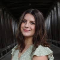 Rachael Gill's Instagram, Twitter & Facebook