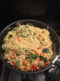 Wok De Nouilles Chinoises Aux Legumes Recette Recettes Wok Nouilles Chinoises Nouilles Chinoises Aux Legumes