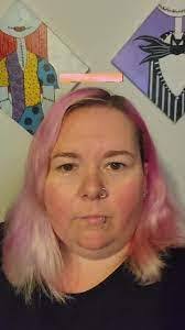 Carrie Liles's Instagram, Twitter & Facebook