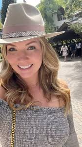 It's been quite a year! Happy birthday @rachael.maloney_ 💖 love you so  much!