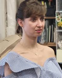 Instagram video by ヴァシナ アンナ • Oct 6, 2024 at 5:58 PM