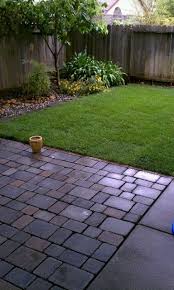 Easy diy backyard landscaping on a budget a landscaping project on a tight budget can be challenging. 36 Lovely Backyard Landscaping Ideas On A Budget Large Backyard Landscaping Small Backyard Landscaping Small Backyard Gardens