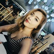 สาวเปลี่ยนแปลงตัวเอง!! จากยัยอ้วนสู่สาวแซ่บ!! แบบไม่น่าเชื่อ!! หลัง 5  ปีผ่านไปนี้คือเธอในปัจจุับน!!