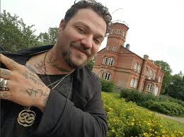 Bam margera needs help before it's too late. Bam Margera Opens Up About His Struggle With Bulimia The Rock Star Life And Drinking Spun Out Of Control Entertainment Tonight