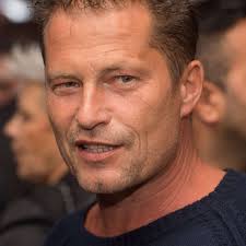 Doch jetzt hat der schauspieler mit einem posting wieder aufmerksamkeit erzeugt. Umstrittener Facebook Post Richter Gibt Til Schweiger Recht Stars