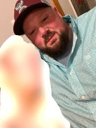 Anyone know/dating Jeff who recently moved back home to Avon?