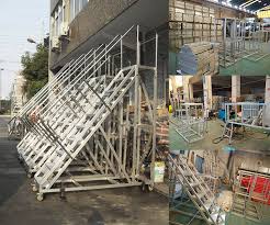 Fds ladders are in operational service in over 30 counties and designed for use directly from the ground or mounted from vehicles and operated from maritime craft. Platform Ladder China Platform Ladder Supplier Working Platform Ladder Aluminum Ladder Manufacturer China Ladder Wholesales In China Extension Ladder Supplier China