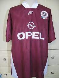 Dále pak hokejových týmů hc sparta praha ( extraliga ), hc slavia praha ( druhá nejvyšší hokejová liga ) a hc kobra praha ( třetí. Ac Sparta Prague 1995 1996 Czech Nike Football Jersey Shirt Xl Vintage Trikot Football Jersey Shirt Vintage Football Shirts Soccer Shirts