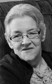 Donna Knopp's Instagram, Twitter & Facebook