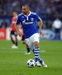 Alessandro schöpf scored the winning goal in injury time, although the royal blues had already secured qualification for the next round before the game. Pin On Lionel Messi Wallpapers