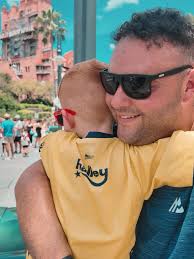 It's a beautiful day here in the parks with Kevin Levett !