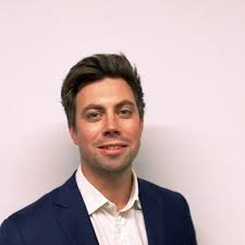 I've spent an amazing five and a half years at Brave and Sportfive, worked  with the absolute best people who I know I'll be friends with for life and  loved my initial