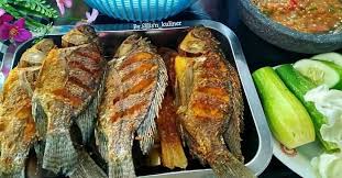 Kumpulan gambar tentang gambar ikan goreng, klik untuk melihat koleksi gambar lain di kibrispdr.org. Resep Ikan Nila Goreng Tekstur Garing Dimasak Dengan Bumbu Marinasi