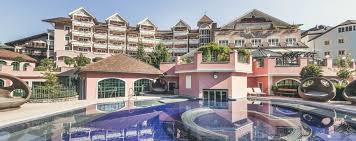 Webcam pyramids, webcam venice, webcam rome, webcam croatia. Livecam Cavallino Bianco Family Spa Grand Hotel