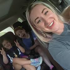 What are similar grocery stores to Aldi in Utah with dye-free options and  cheaper prices?