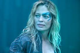 Hell yeah, I love 90s Trek. Seven of Nine is my favorite character!