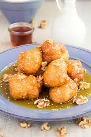 Find traditional and authentic italian desserts, from decadent pastries and cannolis, to simple biscotti and freshly prepared fruit. Loukoumades Traditional Greek Honey Puffs Recipe History