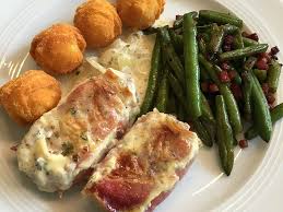 Schweinefilet In Bacon Mit Frischkasesosse Uberbacken Von Bibi1907 Chefkoch Schweinefilet Rezepte Schweinefilet Schweine Filet