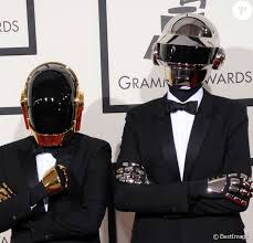 ɡi manɥɛl də ɔmɛm kʁisto; Daft Punk Superstars Et Lambdas Le Duo Garde Une Part De Mystere Purepeople