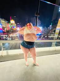 TW Pornstars - Abigale Tindel. Twitter. flashing LasVegas. 7:04 PM - 12  Sep 2022