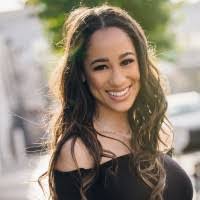 Kelsey Bacon's Instagram, Twitter & Facebook