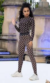 See the singer's announcement on instagram. Little Mix Stars Perrie Edwards And Leigh Anne Pinnock Perfect Their Dance Steps Fr24 News English