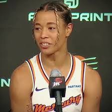 Lexi Gordon's Instagram, Twitter & Facebook