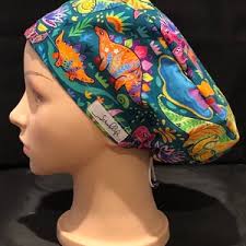 Florales Feuerwerk in Rot