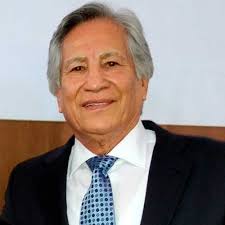 El texano quiere deportar a Dios .