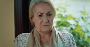 Yasemin sakallıoğlu sabina toziya ile röportaj yapıyor. Edho Hayriye Ana Neden Ayrildi Eskiya Dunyaya Hukumdar Olmaz Da Edho Sabina Toziya Hayriye Ana Ayriligi Soke Etti Medya Haberleri