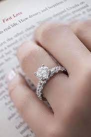 21 Simple Engagement Rings For Girls Who Love Classic Trending Engagement Rings Wedding Rings Unique Fine Engagement Rings
