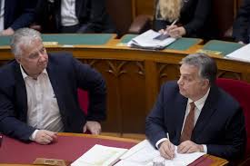 Hungarian politician, leader of the christian democratic people's party (kdnp). Semjen Zsolt Maris Modositana A Valasztasi Torvenyt Alfahir