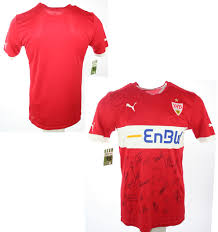 Fußball ist hobby nummer eins vieler menschen. Puma Vfb Stuttgart Trikot Vom Team Kader Hand Signiert 2009 10 Rot Herren S M L Xl Xxl Gunstig Online Kaufen Bestellen Shop Spieler Trikot De Marktplatz Retro Vintage Fussball Trikots Von Superstars
