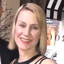 Beth Wunder's Instagram, Twitter & Facebook