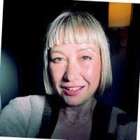 Sharon Harrah's Instagram, Twitter & Facebook