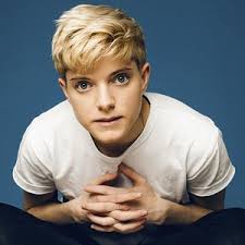 Mae Martin Austin Tickets, Paramount Theatre Apr 11, 2025