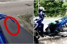 Inilah cara mengatasi icon baterai laptop yang hilang, kebetulan aku pakai windows 10. Apes Banget Driver Ojol Curhat Dapat Customer Yang Cepirit Di Motornya Baunya Enggak Hilang Sampai Ganti Kulit Jok Halaman 2 Gridmotor Id