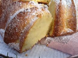 La torta senza uova è infatti un dessert appetitoso che vi premetterà di non rinunciare al piacere di consumare dolci. Torta Di Panna Montata