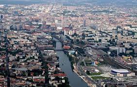 This is berlin, alemania by panoramic tour operador on vimeo, the home for high quality videos and the people who love them. Ciudad De Berlin Guia De Alemania