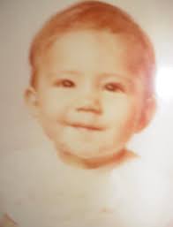 Can someone help sharpen a blurry photo?