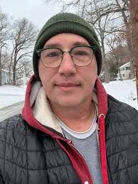 Staying warm with SeaCell Summer Crewneck in freezing temperatures