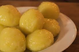 Kartoffelklosse Wie Bei Oma Glutenfrei Und Vegan Vegane Rezepte Kartoffelklosse Rezept Klosse Rezept Rezepte