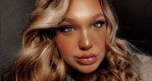 Robyn Blankenship. (@robyn.blankenship_) • Instagram photos and videos