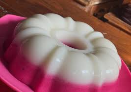 Dragon fruit pudding, pudding kreasi baru yang ditata sedemikian melakukan food stylist dan melakukan pemotretan terhadap produk serta bagaimana melakukan penjualan puding buah naga secara online. Resep Puding Susu Buah Naga Oleh Dian Anjiliziani Cookpad