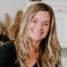 Ashley Renaud Email & Phone Number